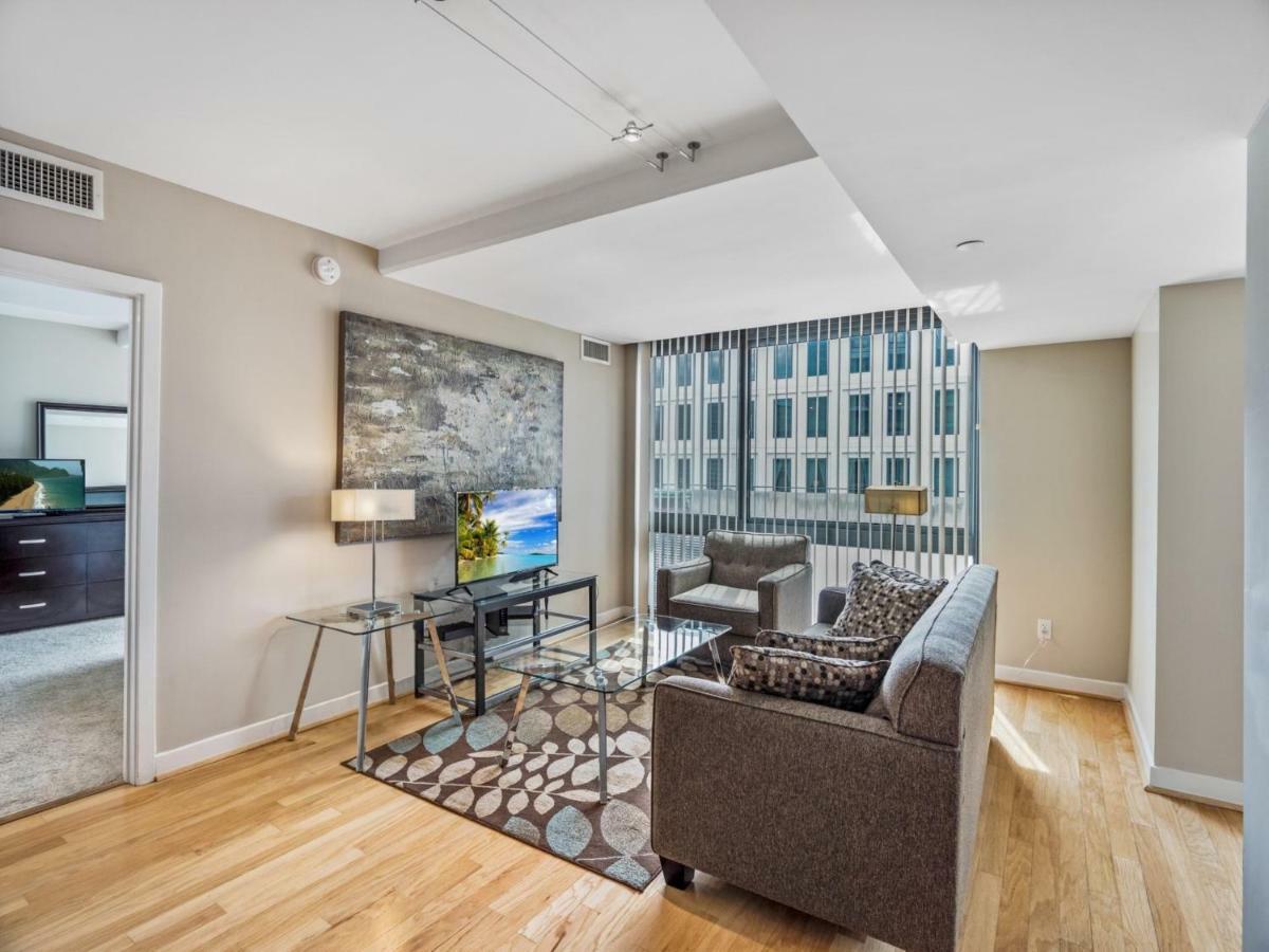 Bluebird Suites At Penn Quarter 워싱턴 외부 사진
